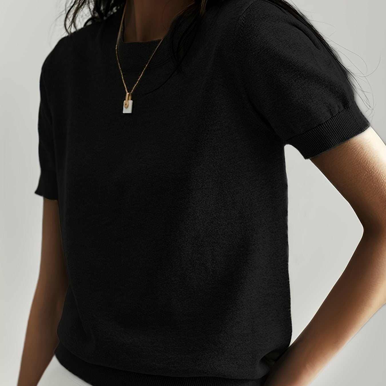 Womens Valentines Day Charm - Lightweight Crew Neck Sweater with Short Sleeves - Perfect for Spring & Summer Romance - Versatile Casual Wear