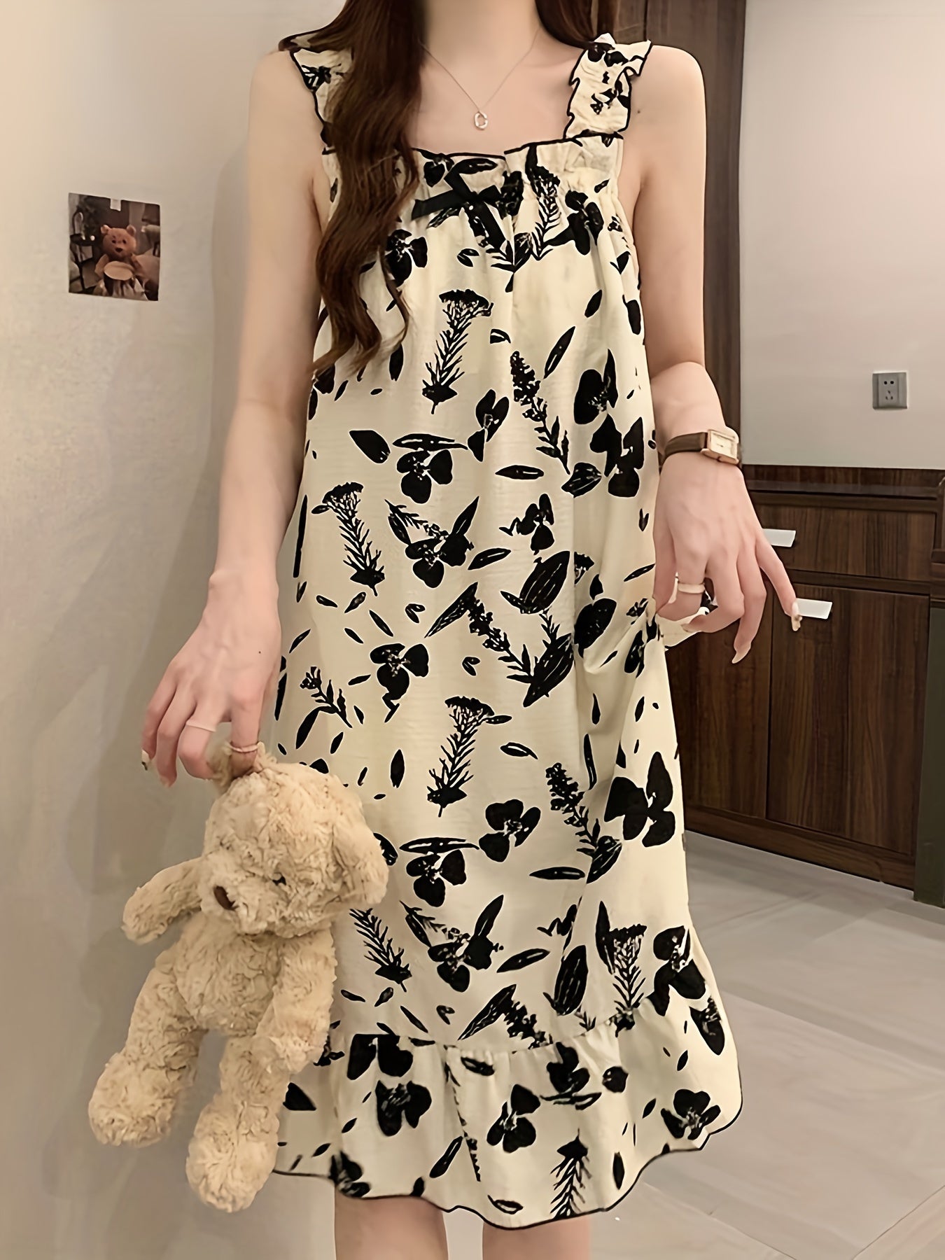 Womens Summer Sleeveless Nightgown with Removable Pads - Soft, Thin & Comfortable Sleepwear Dress - Basic Vest Style for Versatile Fit - Charming Leaf Pattern Homewear - Designed for Women