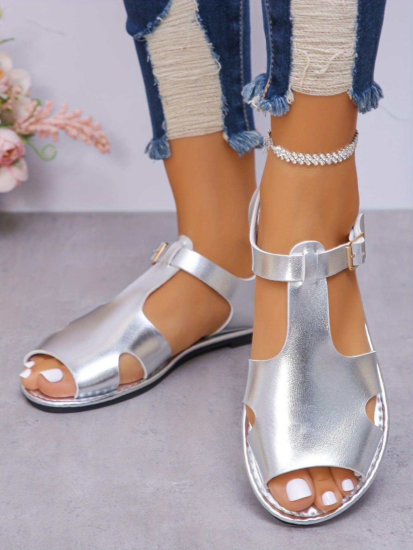 Womens Summer Flat Sandals - Buckle Ankle Strap, Lightweight, Comfortable, Open Toe, Faux Leather Upper, Rubber Sole, Versatile Vacation Footwear for Beach, Pool, and Outdoor Activities