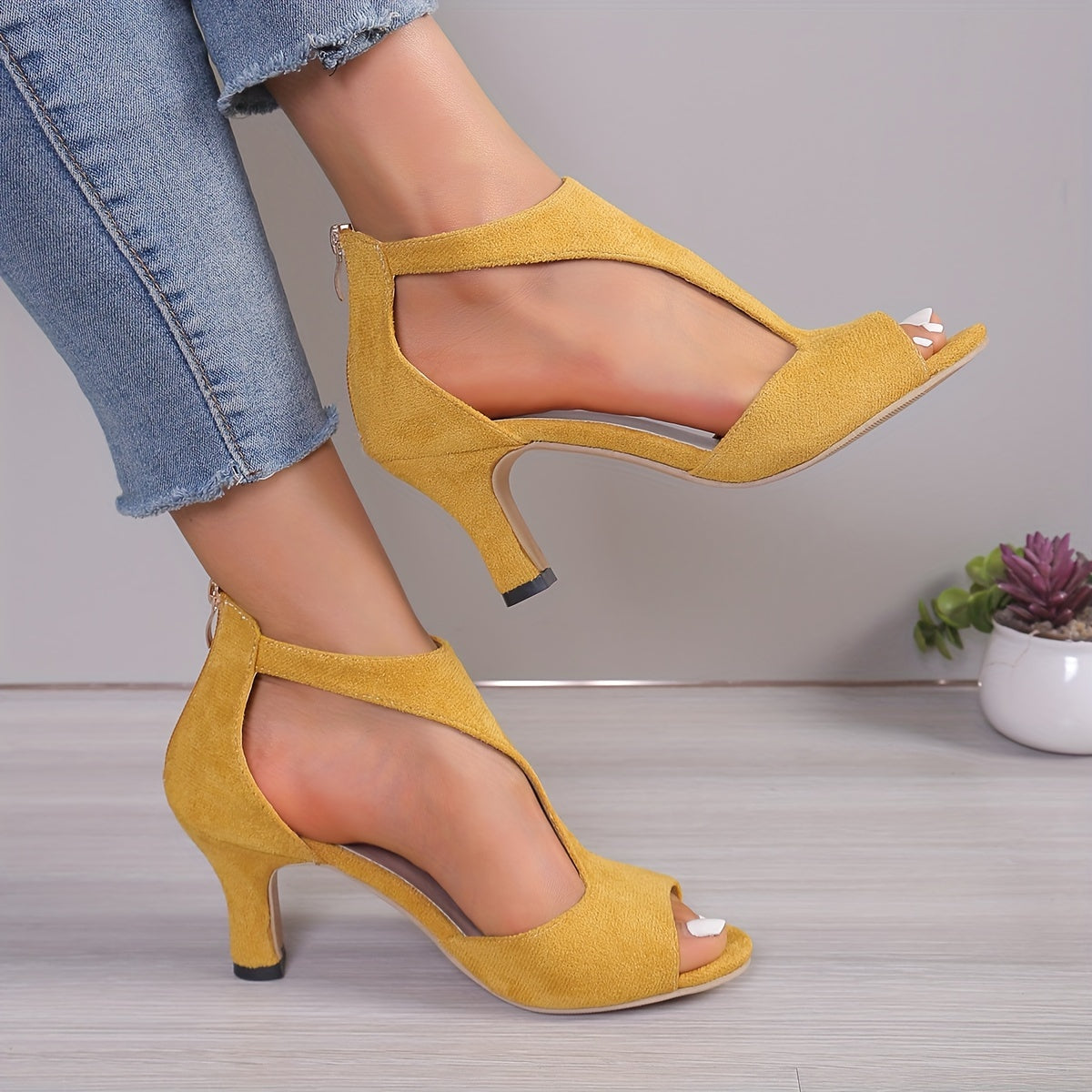 Chunky Heel Women's High Heels, Peep Toe T-strap Back Zipper Sandals, Fashion Black Shoes